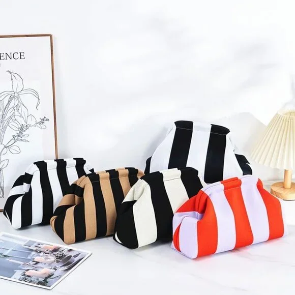 Black-Yellow Woven Crochet Dumpling Clutch Bag for Women Summer Beach Casual Sty